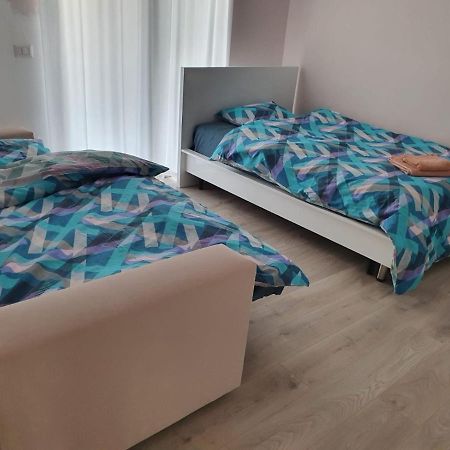 Luxurious Double Bedroom Suite Tirana Kültér fotó