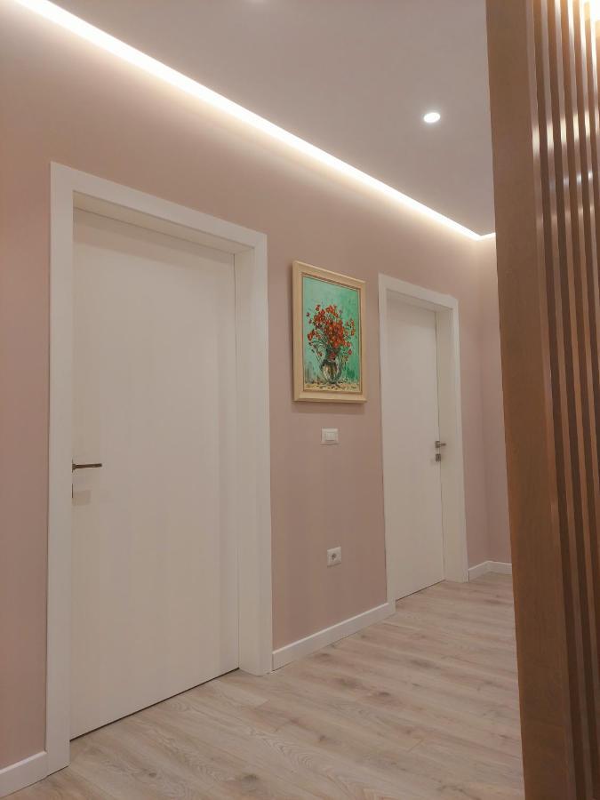 Luxurious Double Bedroom Suite Tirana Kültér fotó