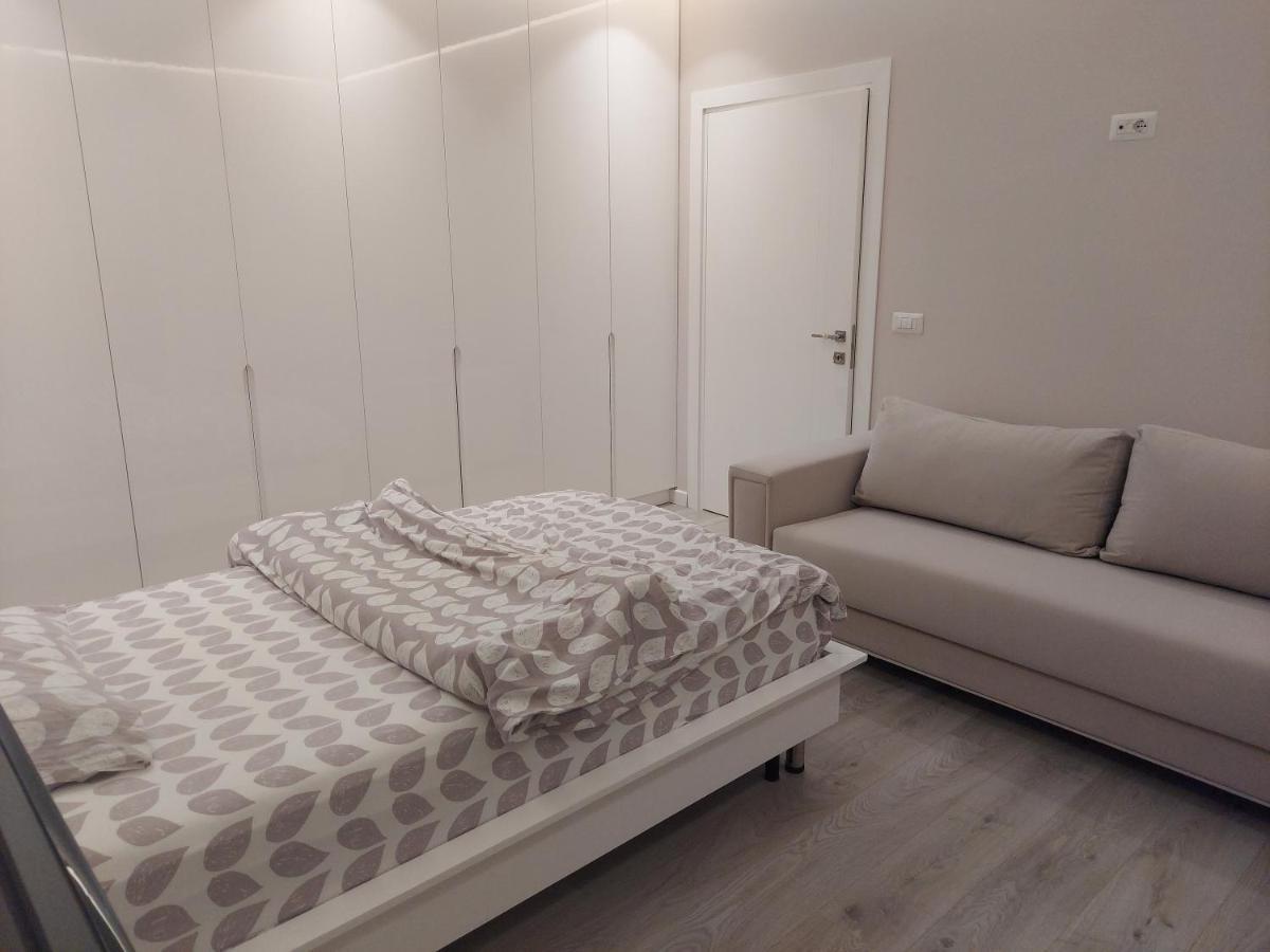 Luxurious Double Bedroom Suite Tirana Kültér fotó