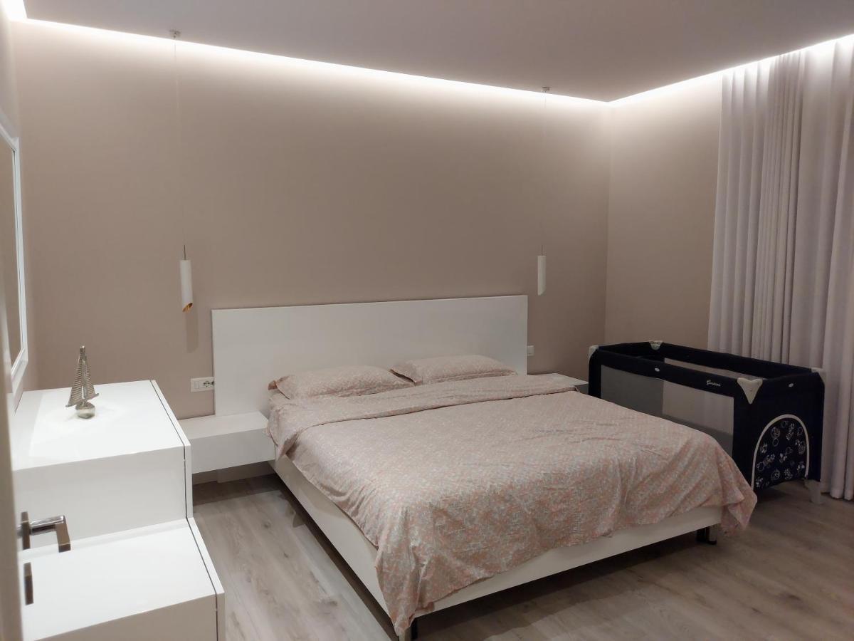 Luxurious Double Bedroom Suite Tirana Kültér fotó