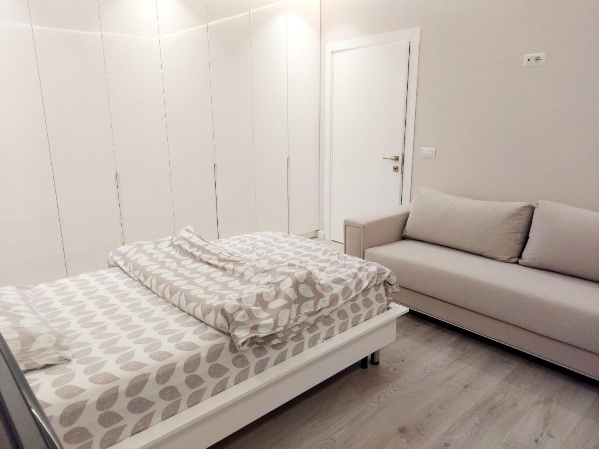 Luxurious Double Bedroom Suite Tirana Kültér fotó